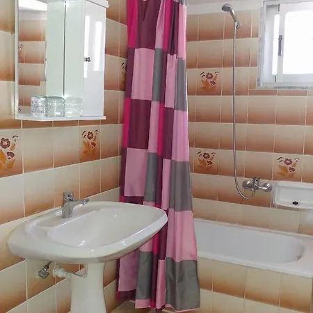 Apartment Vermisoglou Nea Karvali